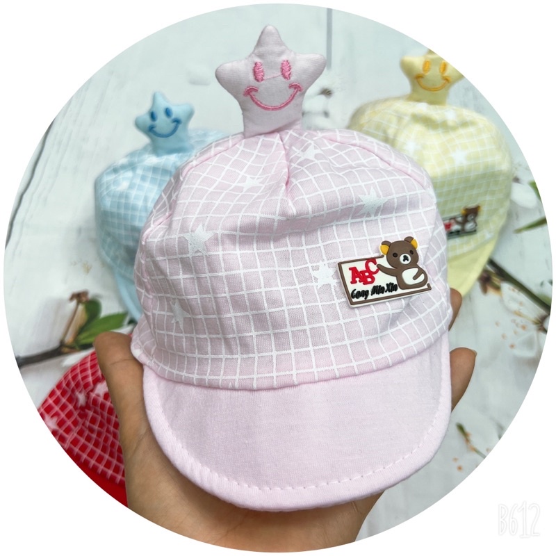 Nón lưỡi trai sơ sinh hình sao