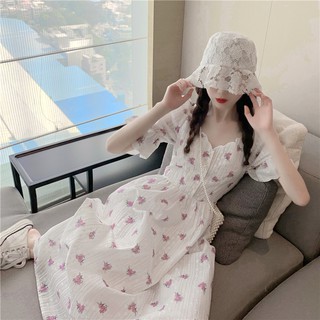 Đầm trắng thêu hoa cổ V nút ngọc cực xinh (có hình thật)