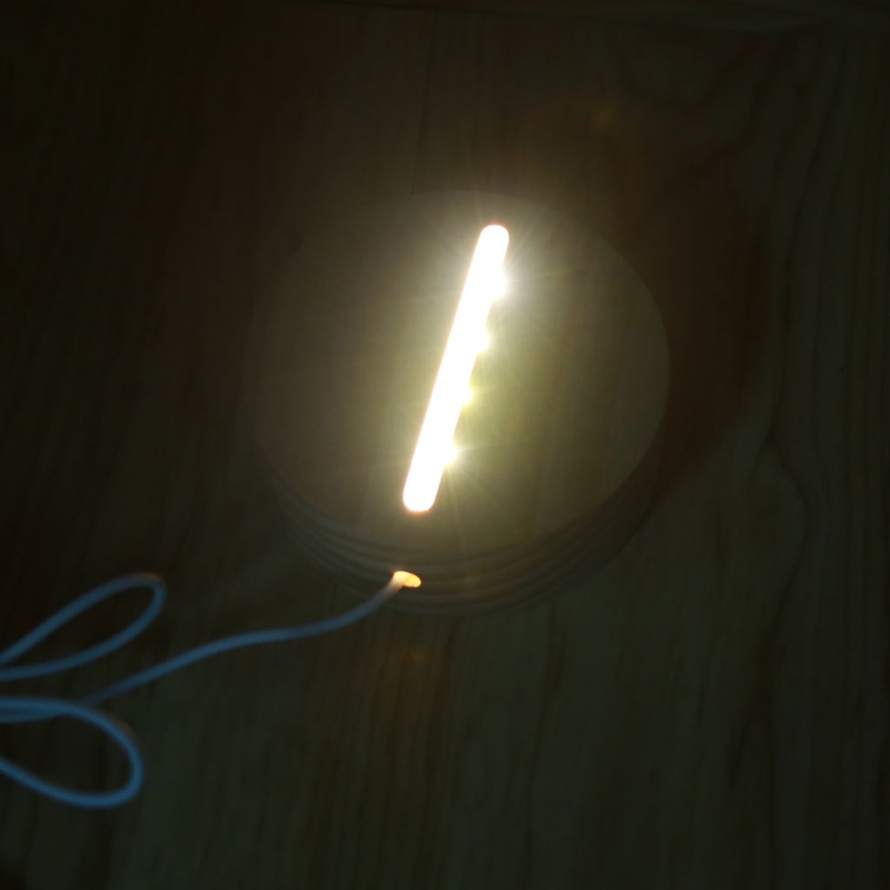 Đế Đèn LED Trưng Bày Nghệ Thuật Bằng Nhựa Resin