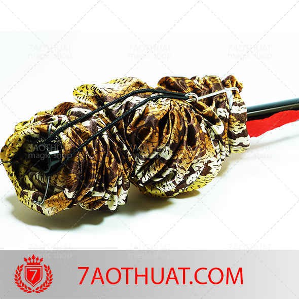Đồ chơi ảo thuật thú vị: Gậy thành trăn khổng lồ