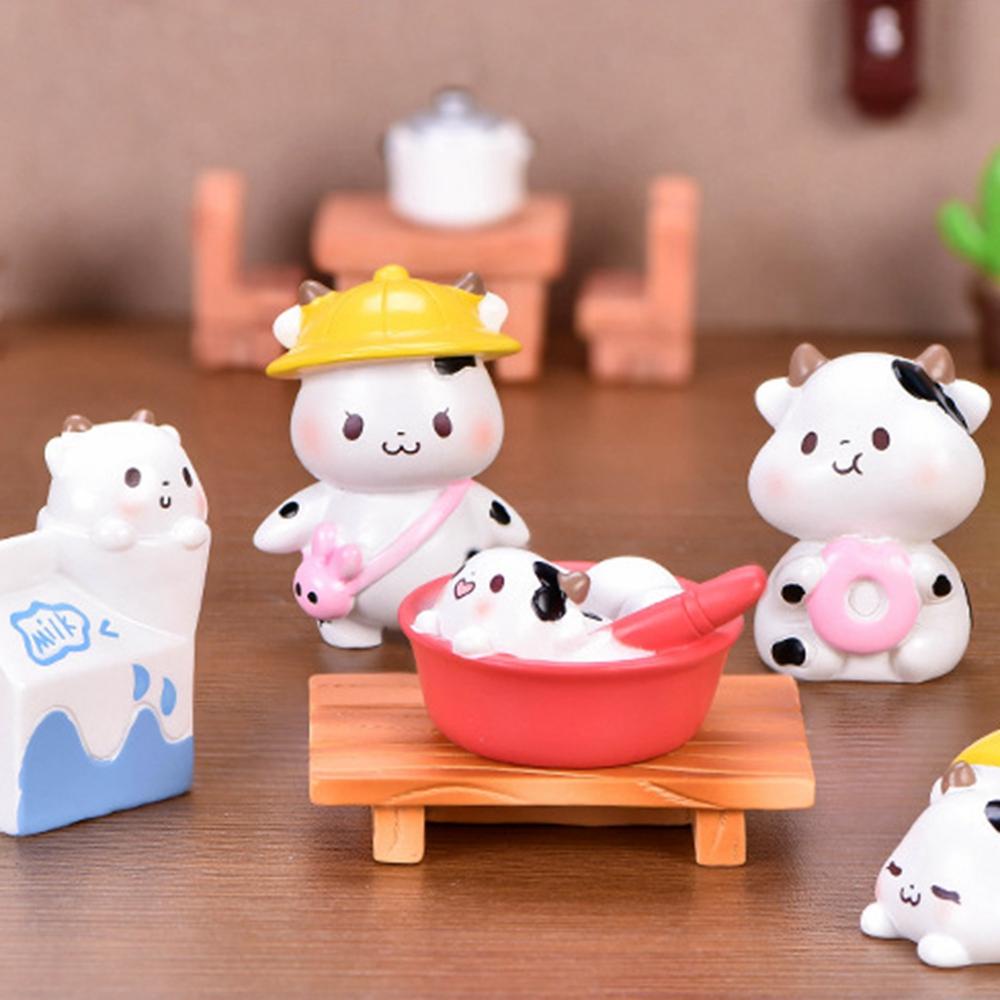 Mô Hình Chú Bò Sữa Bằng Nhựa Resin Độc Đáo Trang Trí Tiểu Cảnh
