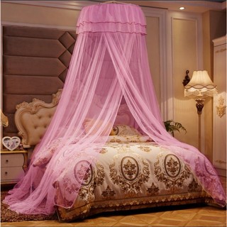 Mùng cung đình dày dặn có bướm bay