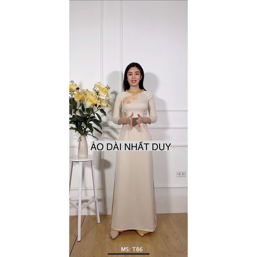 ÁO DÀI TRUYỀN THỐNG HỌA TIẾT ĐÍNH CÚC THỦ CÔNG VÀ THÊU CHẤT VẢI LỤA TÂY THI SIÊU XINH ,GIÁ SIÊU RẺ -MÃT86