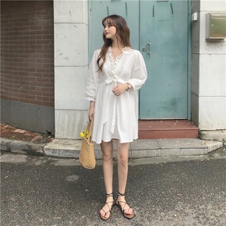 Đầm cổ V bèo đai eo
