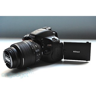 Máy ảnh Nikon D5100 + ống kính 18-55mm. Mới 95%