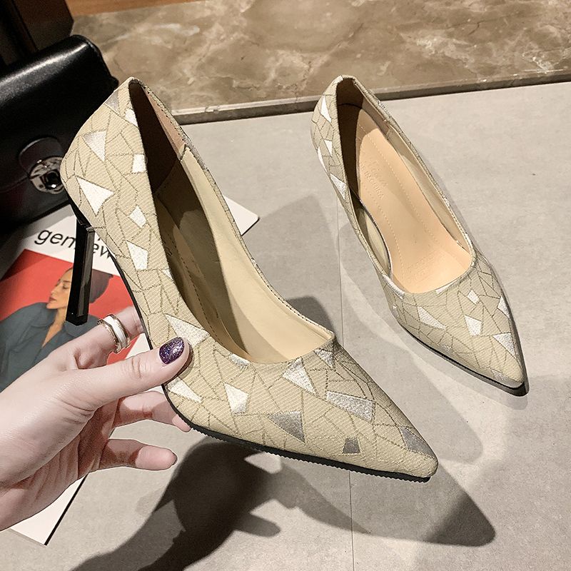 Giày Cao Gót Thiết Kế Mới Thời Trang Mùa Xuân Thu 2020 Theo Phong Cách Hàn Quốc Cho Nữ 414243 Giày Cao Gót Size Lớn Đính Đá Xinh Xắn Dành Cho Nữ
