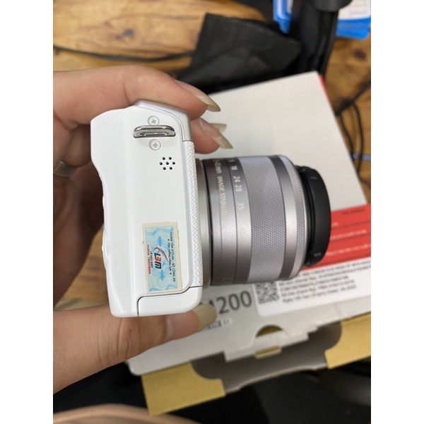 Máy ảnh Canon M200 kèm kit 15-45stm đẹp
