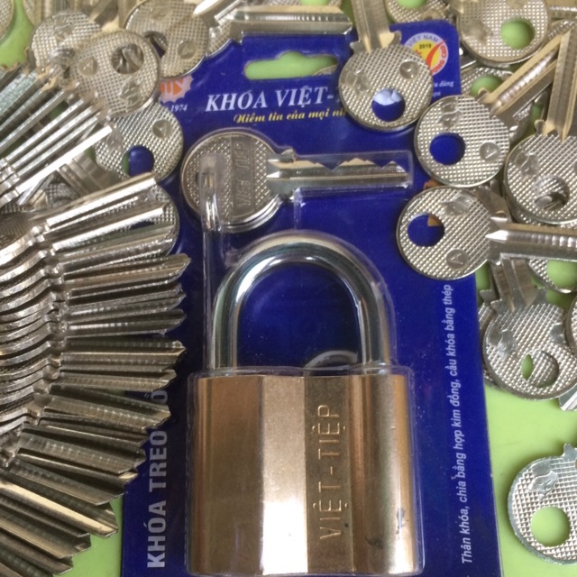 Ổ khoá VIỆT TIỆP + 50 CHÌA loại trung 73-48 ống phi 8mm