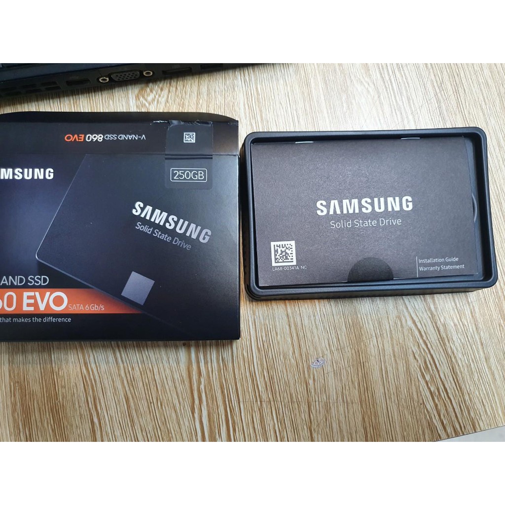 Ổ Cứng SSD Samsung 860 EVO 250GB 2.5-inch sata 64 Layer V-NAND LPDDR4 DRAM