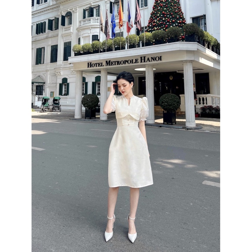 Đầm Trắng Cổ  Bèo Vải Text Thiết Kế Mới Xinh Xắn Thời Trang- Đầm Thiết Kế Công Sở Cao Cấp-V21805