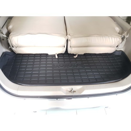 Tấm lót cốp Toyota innova 2007 - 2019