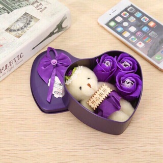 Hoa hồng 3 bông kèm gấu trái tim