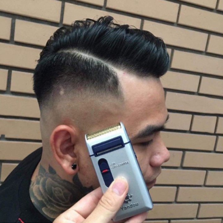 Combo 1 máy cao dâu và 1 bộ lưỡi dự phòng hãng MÁY CẠO RÂU SIÊU BỀN YANDOU SC-W301U