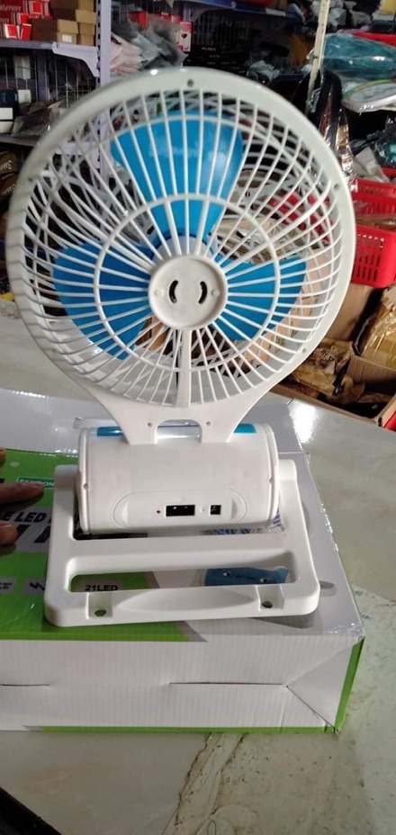 Quạy tích điện Minifan