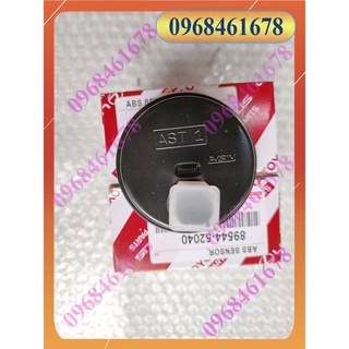 Nắp cảm biến abs sau corolla , altis, vios , yaris 08-13