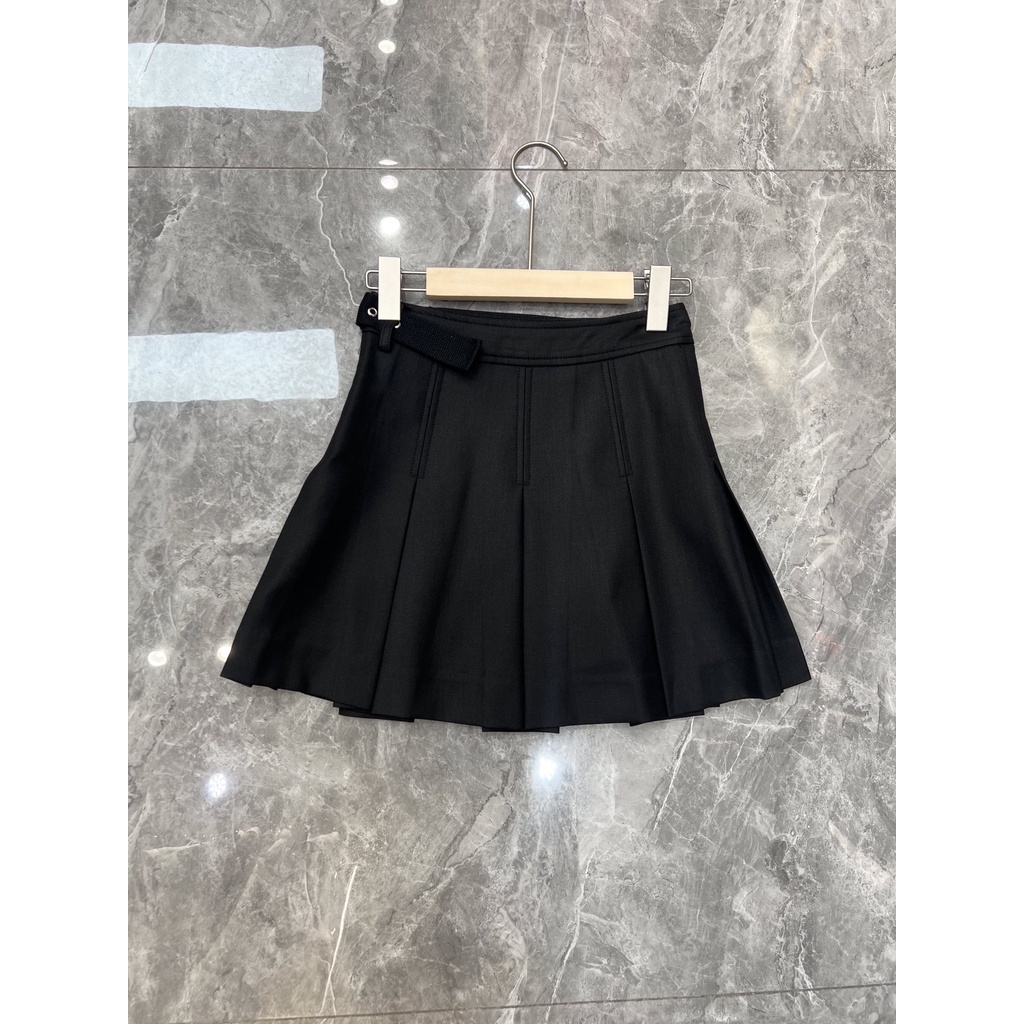 Chân váy nữ thời trang cao cấp Christian Dior CD phong cách trẻ trung, năng động