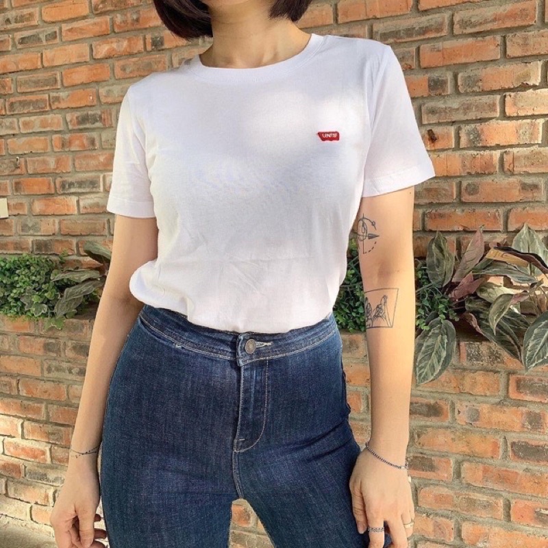 Áo thun thêu logo hãng VNXK