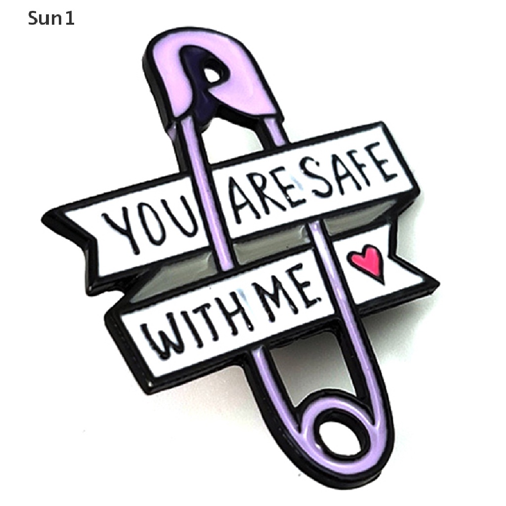 Sun1 &gt; Ghim Cài Cứng Ba Lô / Áo Khoác / Balo Họa Tiết You Are Safe With Me An Toàn Cho Cặp Đôi Nam Nữ well