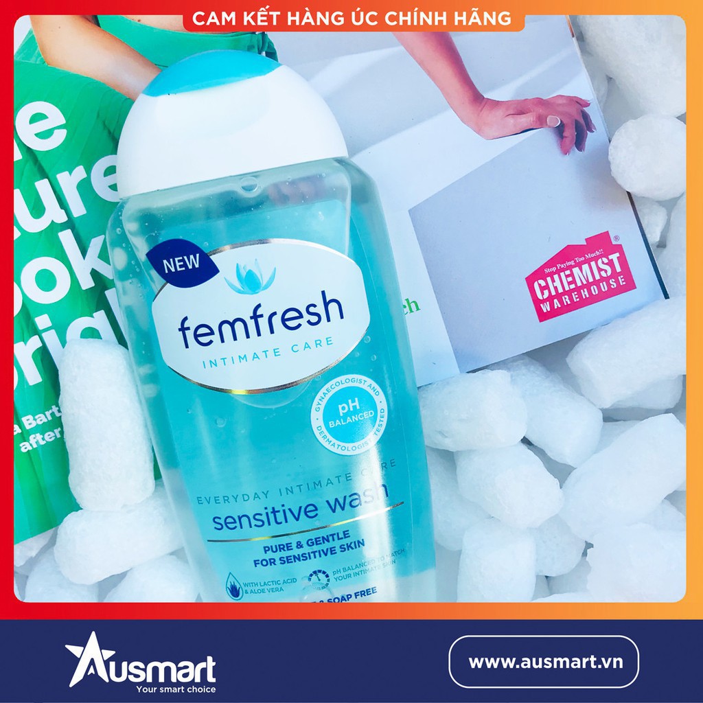 Dung Dịch Vệ Sinh Phụ Nữ Femfresh Màu Xanh Cho Da Nhạy Cảm Femfresh Sensitive Wash 250ml