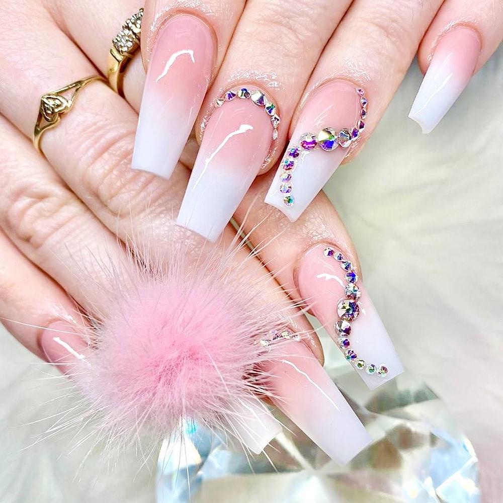 Set 24 Phụ Kiện Trang Trí Móng Tay 3D Có Thể Tháo Rời Kèm Cục Bông Pom Poms Dành Cho Nữ