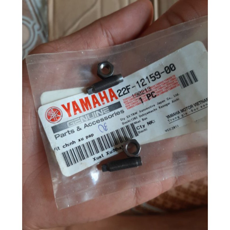 Cặp ốc chỉnh cò ,supap xe Sirius, Jupiter.....zin yamaha