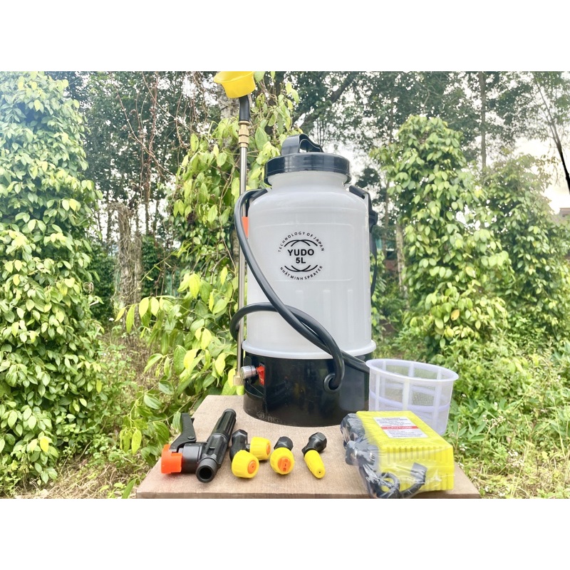 Bình phun sương bằng điện 5L màu Đen tưới cây  phun thuốc trừ sâu trừ cỏ- YUDO