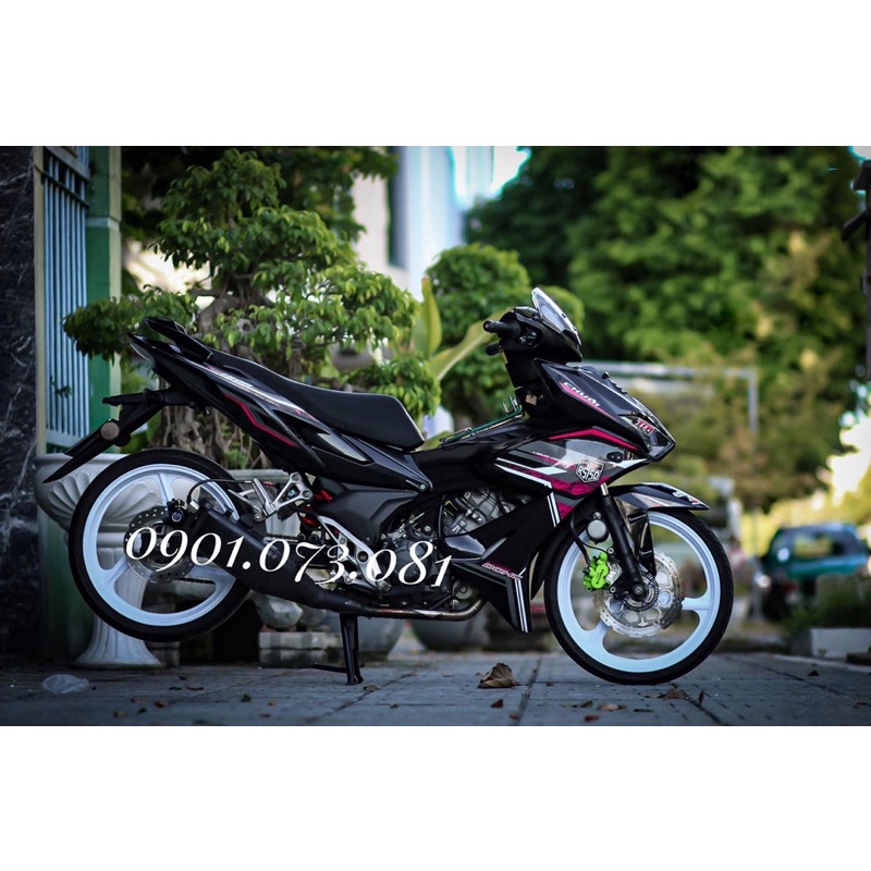 Tem winner v2 xe đen tem hồng vân vân