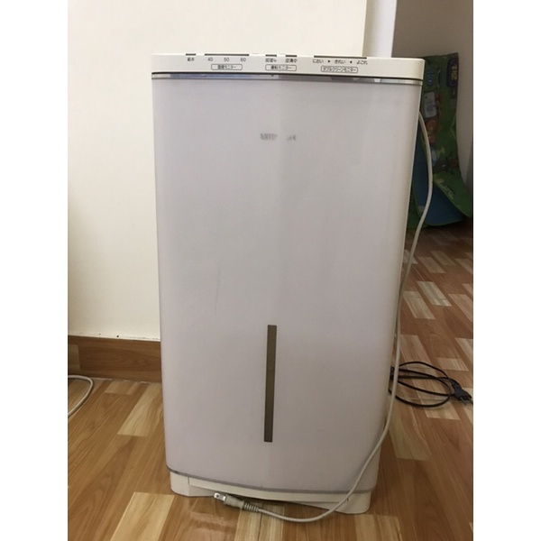 Lọc không khí bù ẩm Mitsubishi