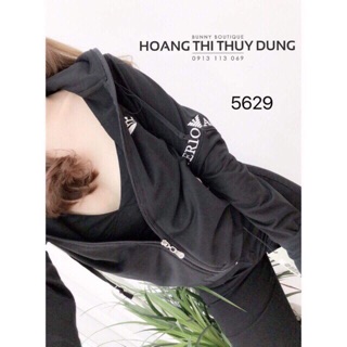 Áo khoác nữ vương miệng