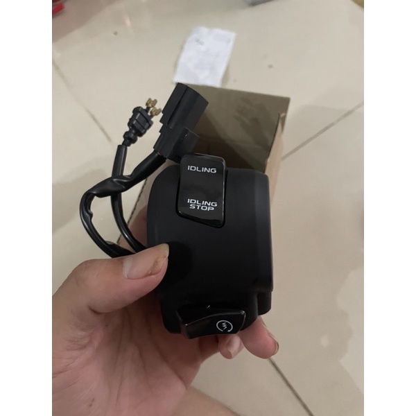 Cùm phải vario