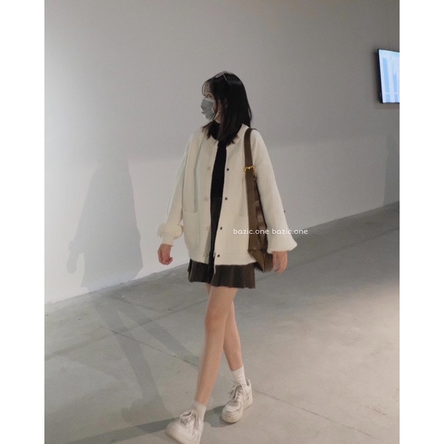 Áo bomber len cúc bấm, áo bomber len tay bồng Bazic one | BigBuy360 - bigbuy360.vn