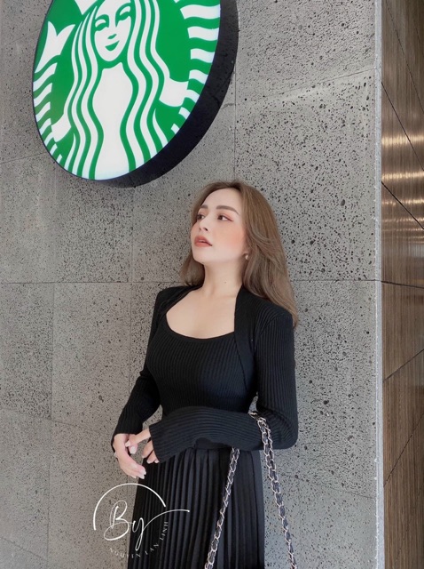 BÁN SỈ ÁO LEN CỔ VUÔNG CHO NỮ | BigBuy360 - bigbuy360.vn