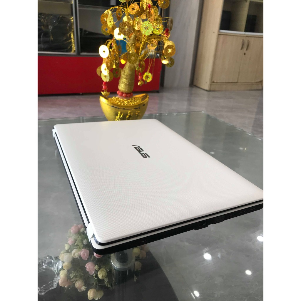 Laptop #Asus X451CA-I3-3217U-I3-3217U-4G-500G-14in -Pin 2h30