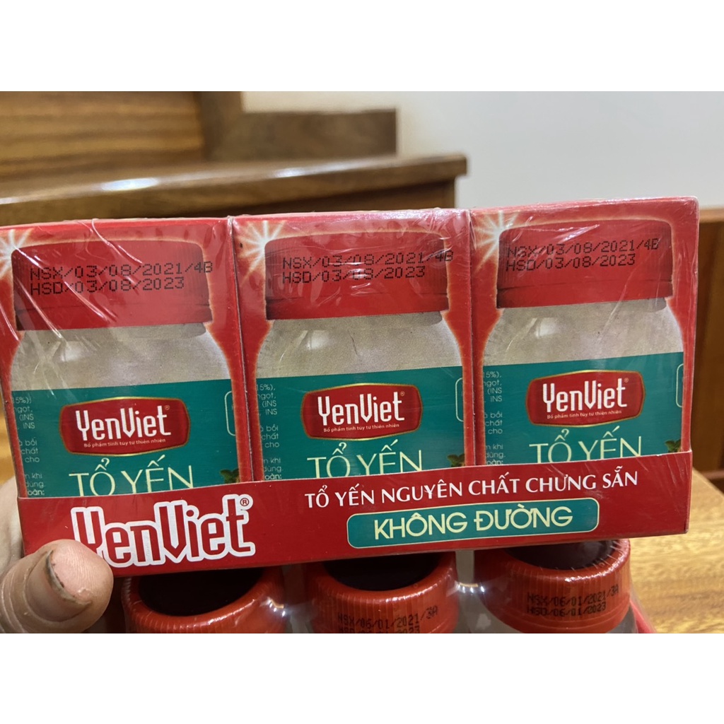 Tổ Yến Nguyên Chất Chưng Sẵn Vị Hạt Sen Yến Việt - Lốc 6 Lọ 70ml