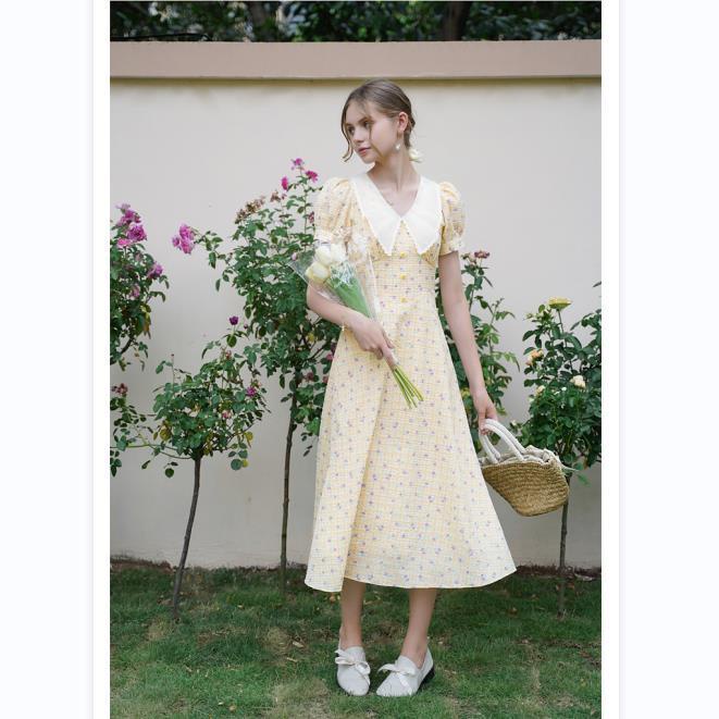 Đầm Cổ Búp Bê Họa Tiết Sọc Ca Rô Màu Vàng Nhạt Phong Cách Pháp Thời Trang Mùa Hè Mới 2022