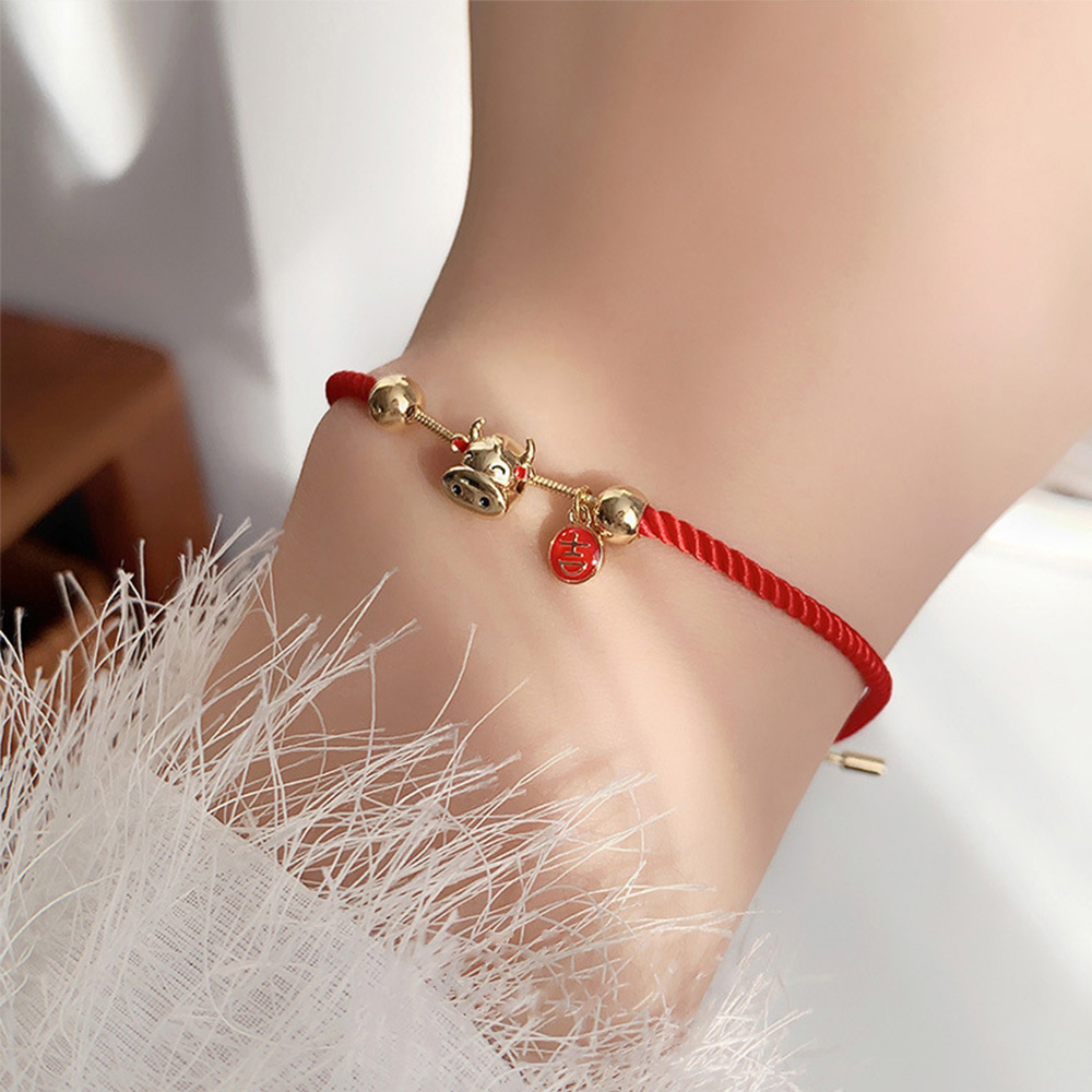 Vòng Tay Dây Bện Màu Đỏ May Mắn Cho Nữ