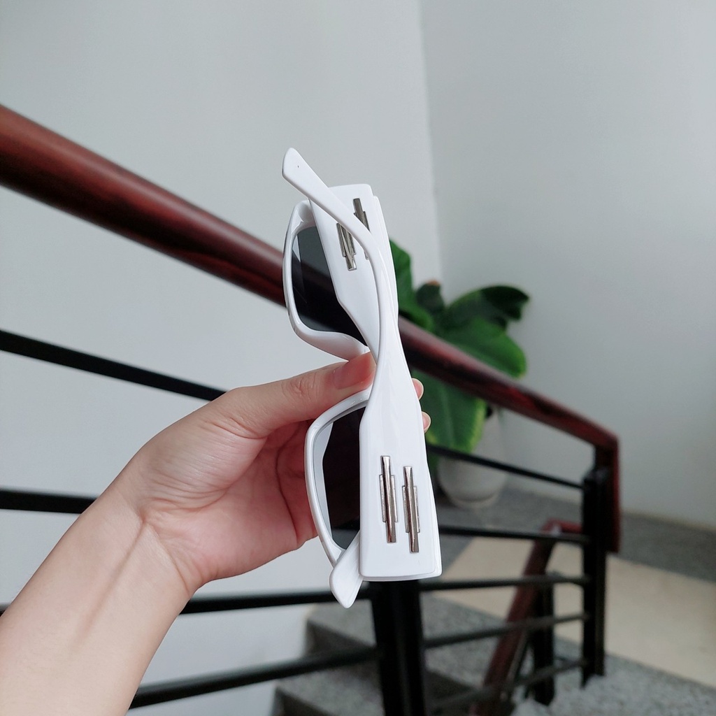 Mắt kính thời trang, kính mát đi biển