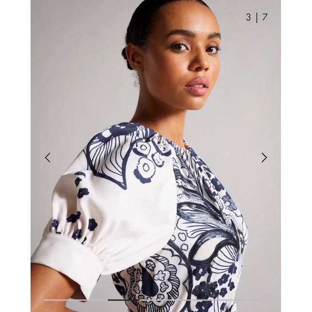 Đầm Ted baker  hoa văn rất đẹp 🍀🍀🍀