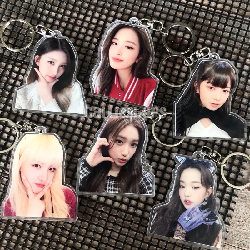 Móc Treo Chìa Khóa Acrylic Ive KPOP