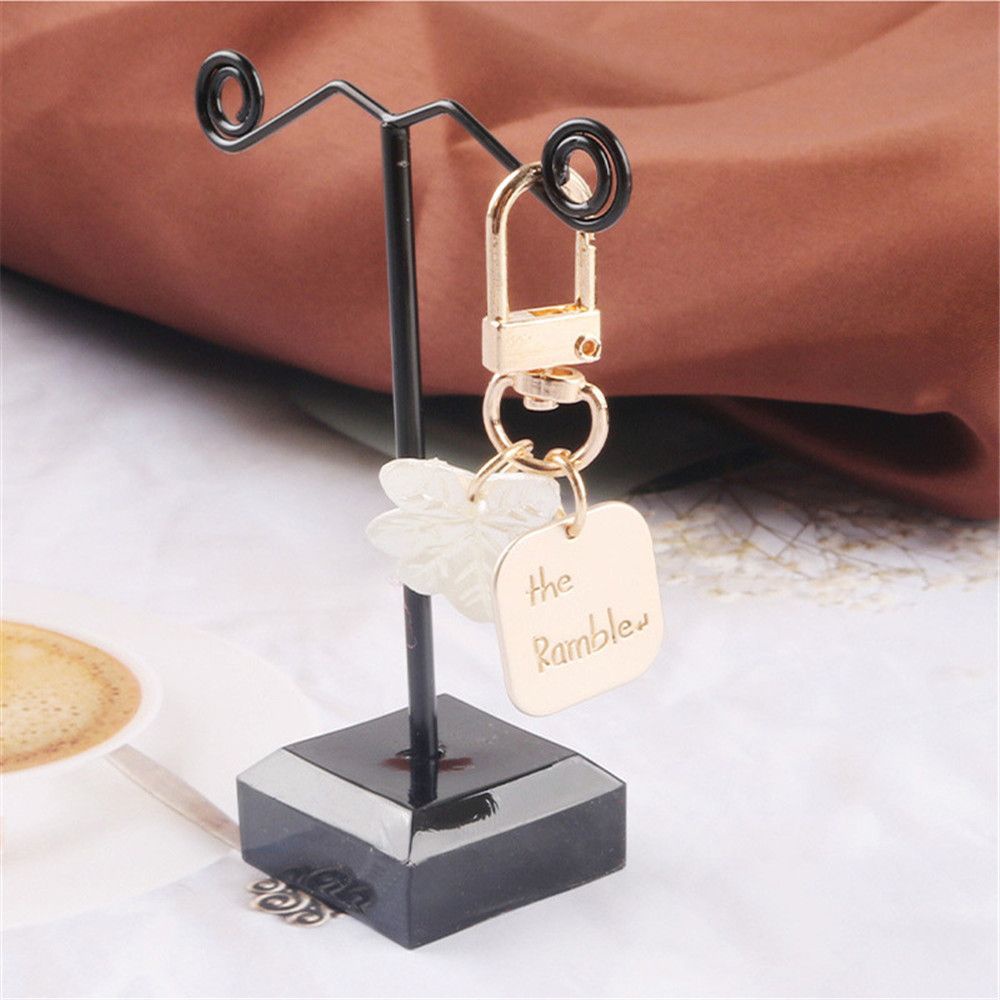 Móc khóa hình chiếc lá dễ thương MIHAN1