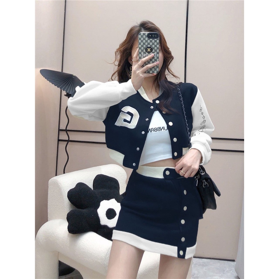 Set Đồ Nữ Kiểu Đồng Phục Bóng Chày Aó Lửng Croptop Thêu Chữ G Phối Chân Váy Mẫu Mã Mới Phong Cách HotGirl B