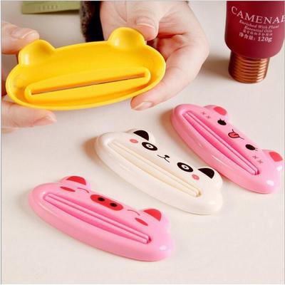 MOLAMGO Dụng cụ ép tuýp kem họa tiết hoạt hình dễ thương