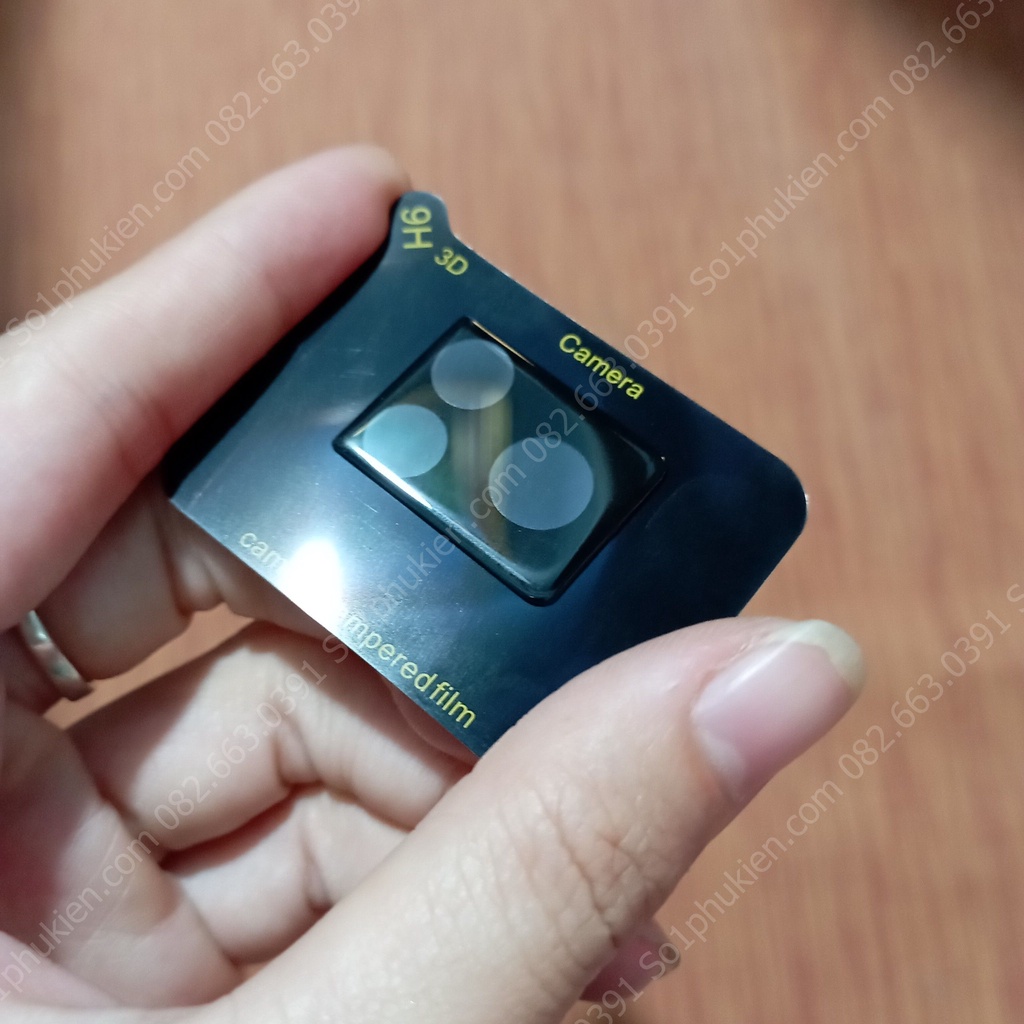 Kính cường lực camera đế đen Vivo V21 giúp bảo vệ cam chụp hình đẹp