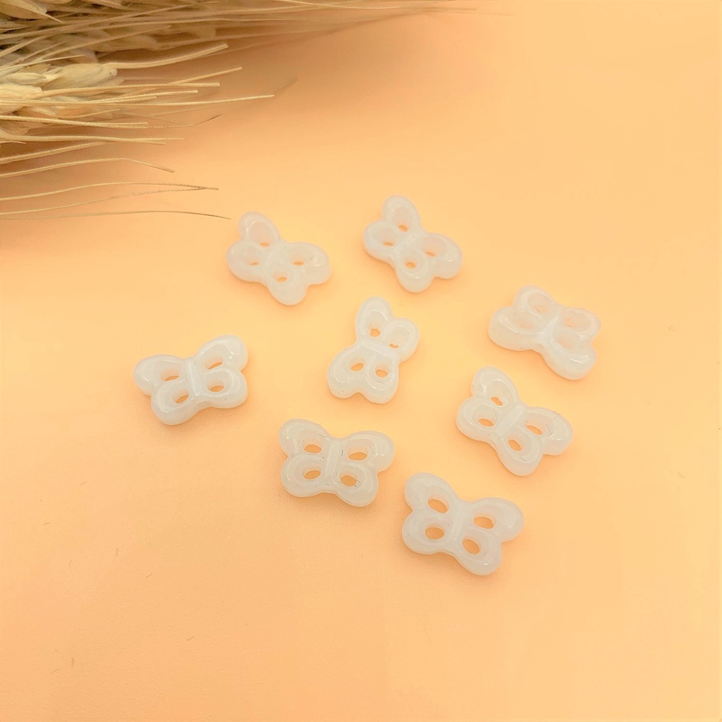 Charm nối hình bướm bằng đá trắng dolomite - BBBN01