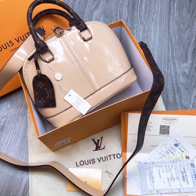Túi xách LouisVuitton siêu cấp