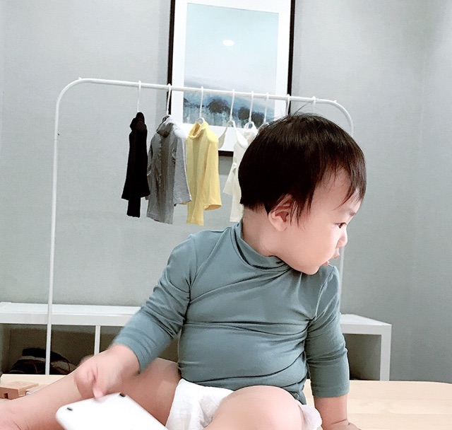 Áo thun lạnh cổ cao Milky mom