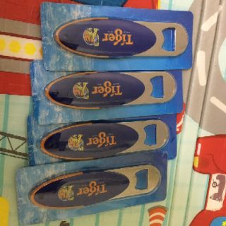 DỤNG CỤ KHUI BIA