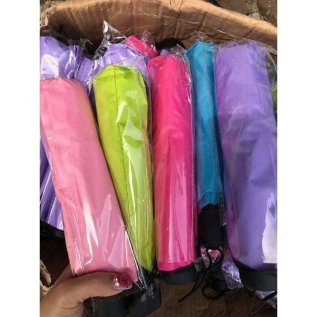 Ô dù ma thuật gặp nước nở hoa