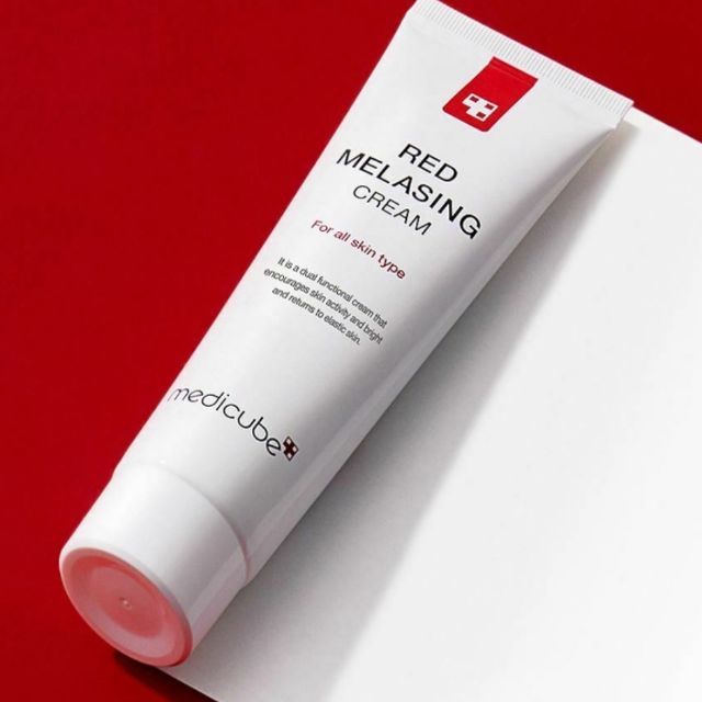 Kem Dưỡng Trắng Trị Nám Medicube Red Melasing Cream