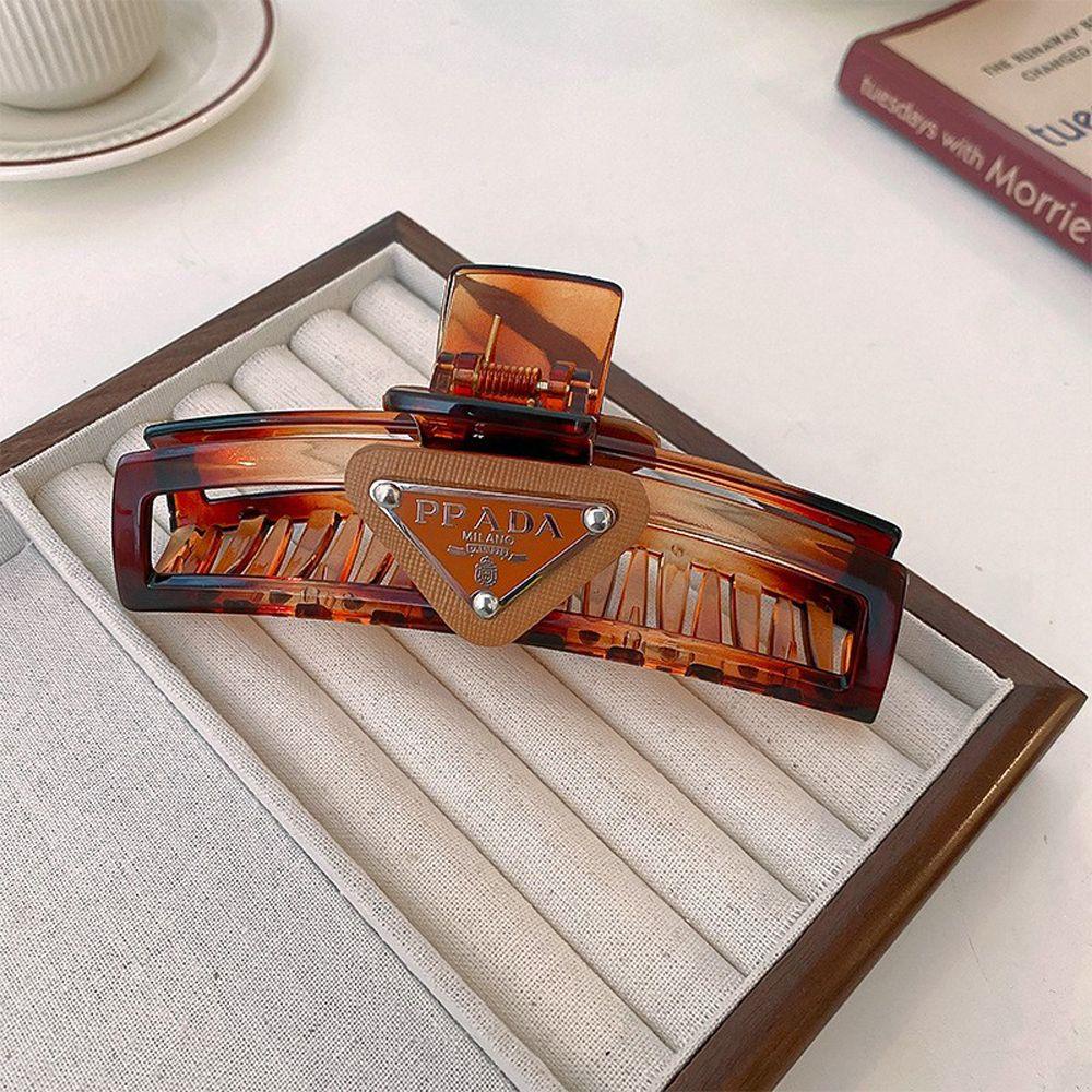 Kẹp Tóc Móng Vuốt Hình Học Cá Mập Tam Giác Kiểu Pháp Cổ Điển VANES1 Cho Nữ